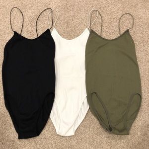 SOLD Bundle of ribbed bodysuits